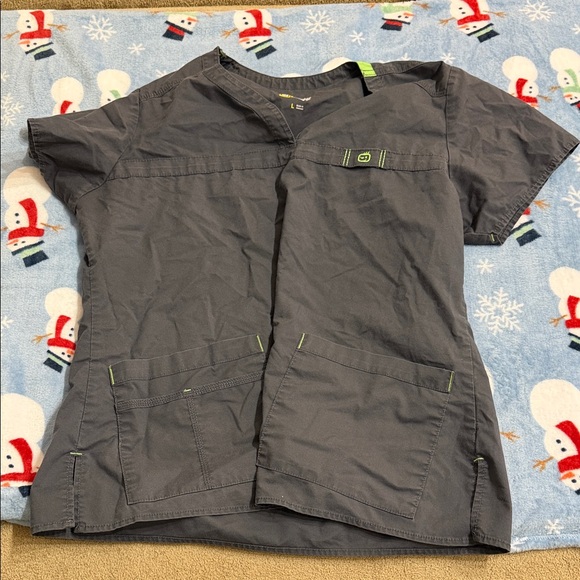 WonderWink Scrub Top - Picture 1 of 1